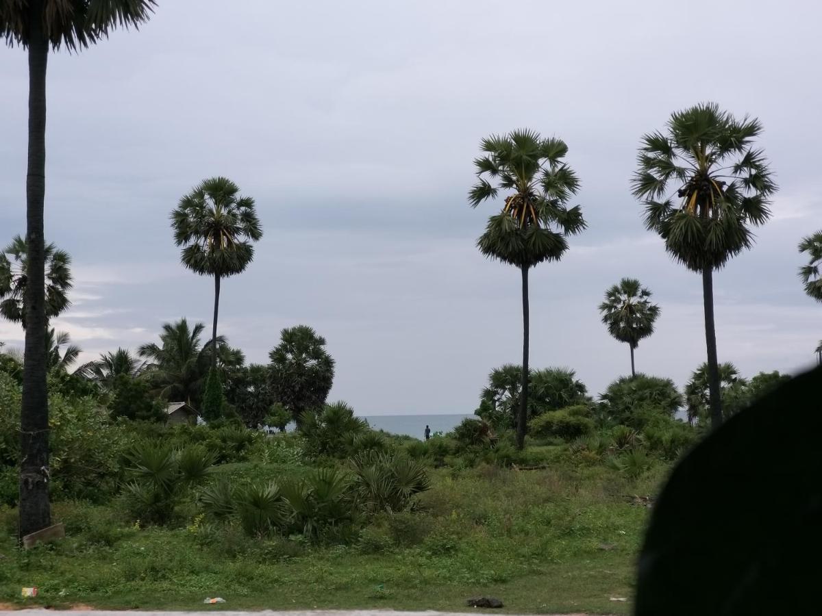 Dot Bey Beach Cabana Trincomalee Exterior photo
