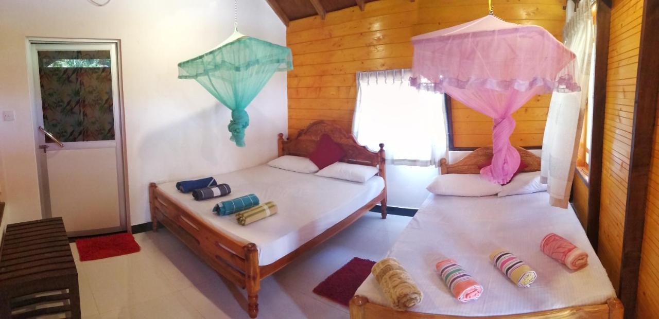 Dot Bey Beach Cabana Trincomalee Exterior photo
