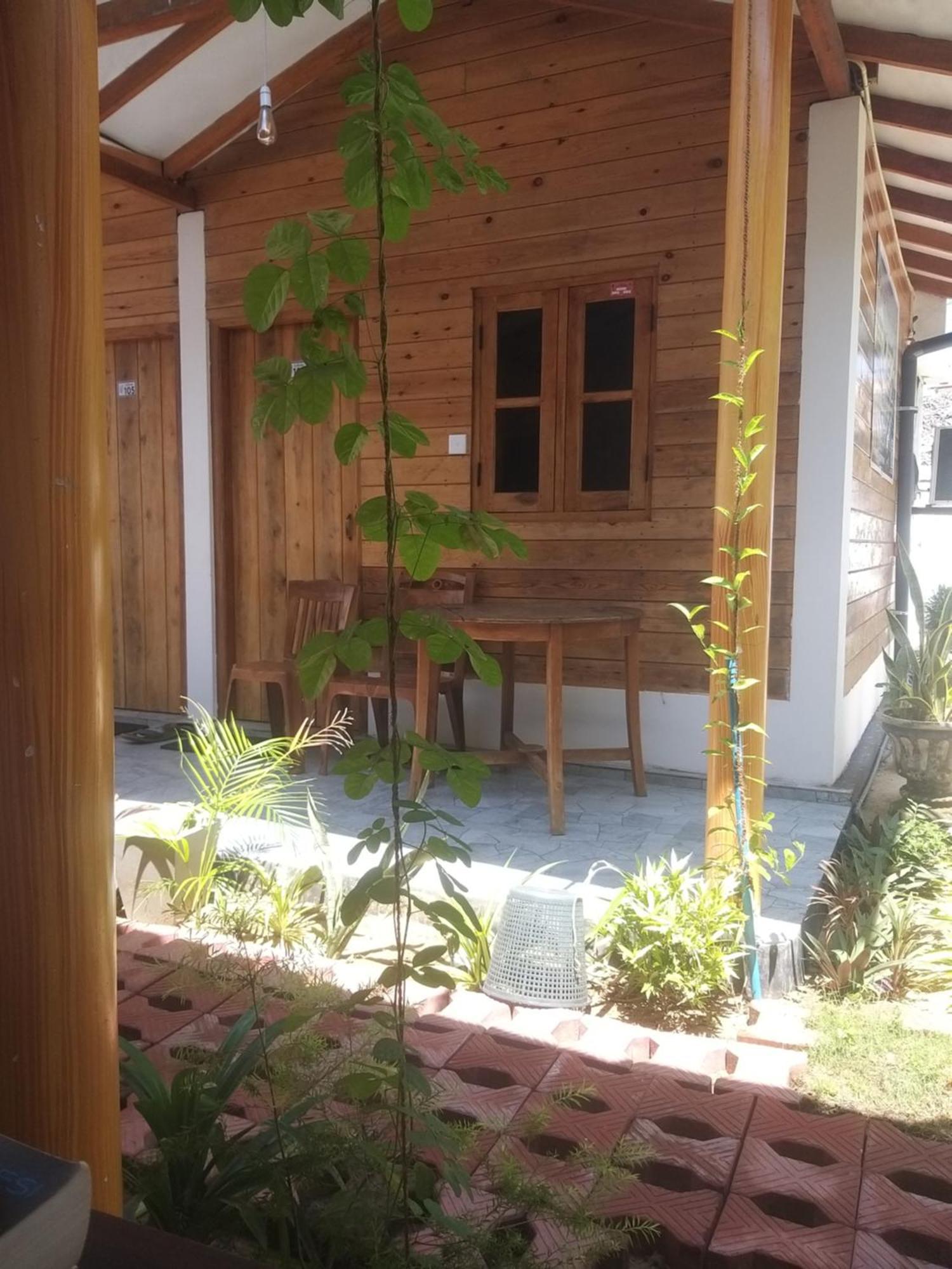 Dot Bey Beach Cabana Trincomalee Exterior photo