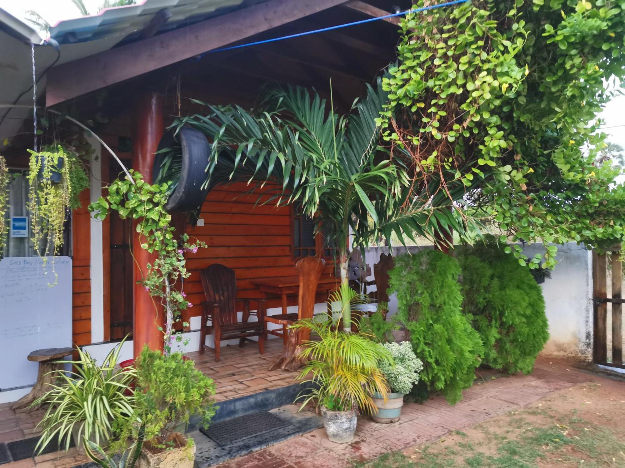 Dot Bey Beach Cabana Trincomalee Exterior photo