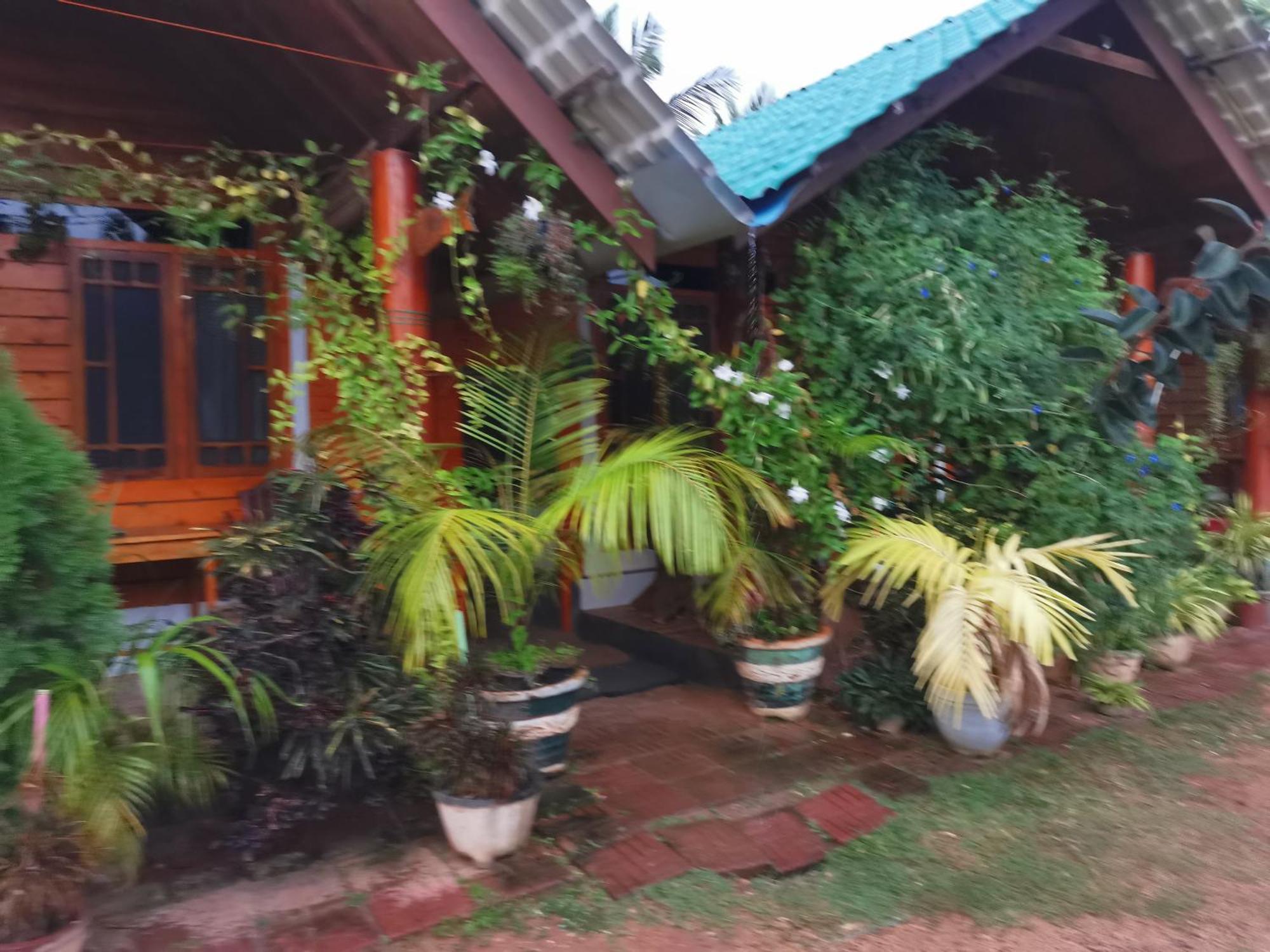Dot Bey Beach Cabana Trincomalee Exterior photo