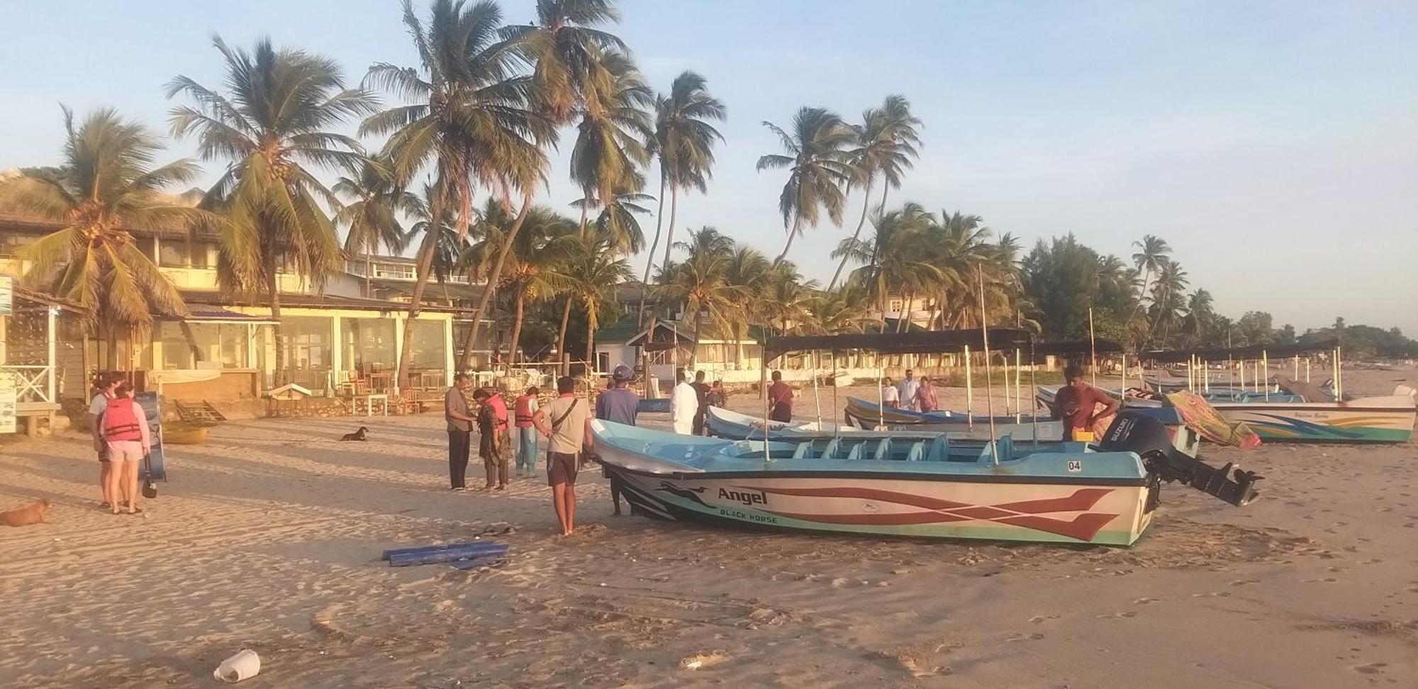 Dot Bey Beach Cabana Trincomalee Exterior photo